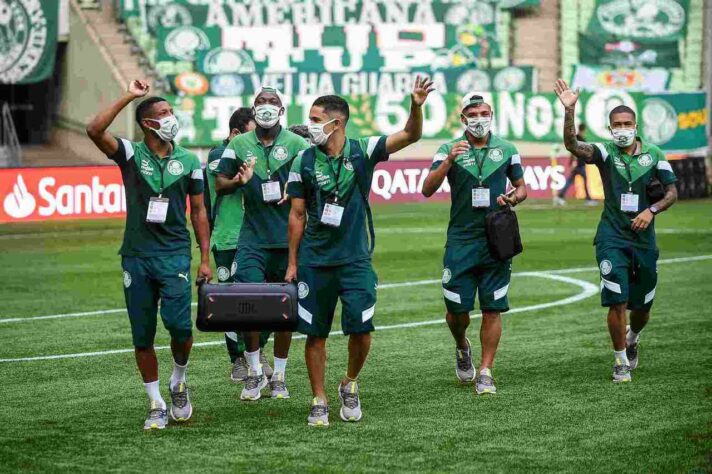 Crias da Academia ganham espaço: A base do Palmeiras finalmente foi aproveitada em 2020. Com mais de uma dezena de garotos estreando pelo profissional, Gabriel Menino, Patrick de Paula e Gabriel Veron, que havia jogado já no final de 2019, são os principais destaques.