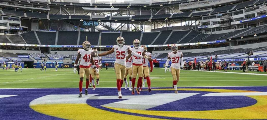 17º San Francisco 49ers: Sem QB, várias lesões, time mudando a cada semana. Os 49ers fazem um trabalho que o torcedor pode ficar orgulhoso.