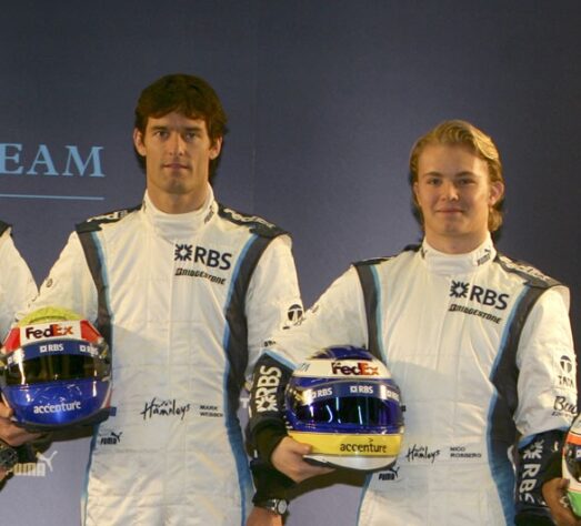 A Williams, hoje no fundo do grid, tinha Mark Webber e o futuro campeão mundial Nico Rosberg.