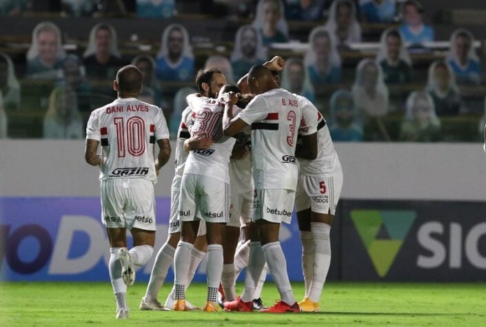 Título do Brasileirão de 2020 – “Existe uma grande possibilidade de a disputa ser entre São Paulo e Atlético-MG, acirrada, mas com vantagens para o São Paulo”. 