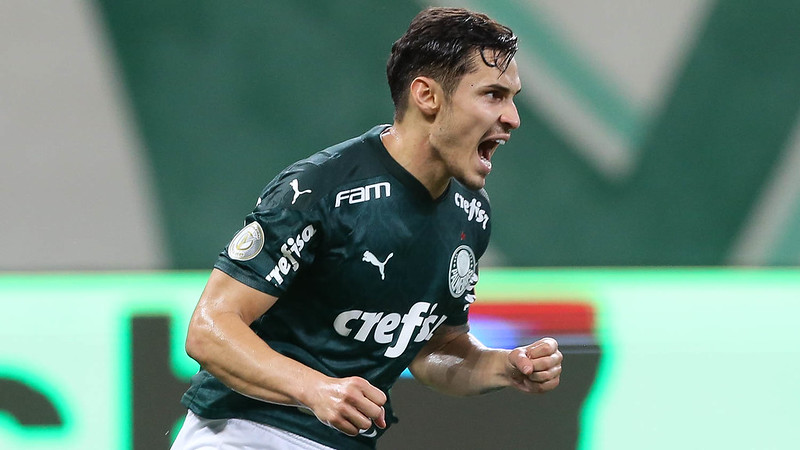 RAPHAEL VEIGA - Palmeiras (C$ 9,11) - Com três gols nas duas últimas partidas, pode se aproveitar de uma instável defesa do Flamengo e balançar as redes novamente. O fato de ser o cobrador de pênaltis do Verdão também aumenta seu bom potencial.