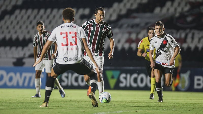 Vasco 1 x 1 Fluminense - 13/12/2020 - O Tricolor saiu na frente, ainda no primeiro tempo. Nos acréscimos do segundo, Cano empatou a partida.