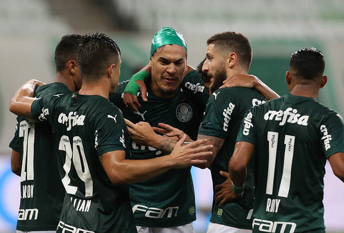 6º colocado – Palmeiras (47 pontos/27 jogos): 6.6% de chances de ser campeão; 79% de chances de Libertadores (G6); 0% de chances de rebaixamento.