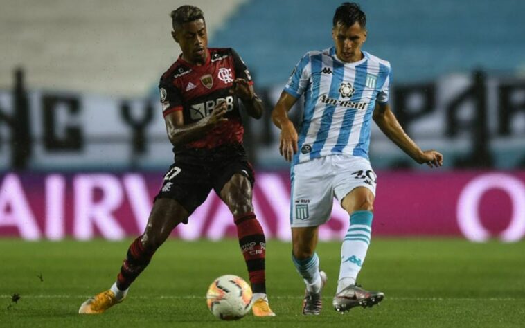 Em um dos principais jogos da semana, Flamengo e Racing se enfrentam pela vaga nas quartas da Libertadores. O primeiro jogo foi 1 a 1, na Argentina, e dá ao Rubro-Negro o direito de se classificar com um 0 a 0. Hoje, o embate no Maracanã começa às 21h30, e a transmissão fica por conto de SBT e Fox Sports.