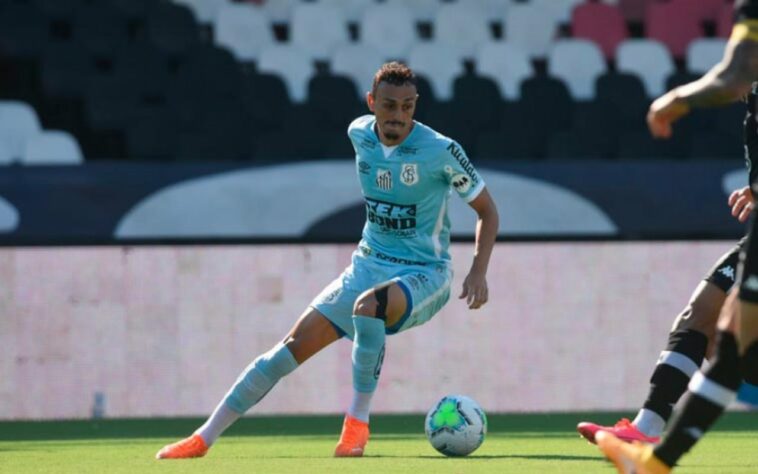 O Santos perdeu para o Vasco da Gama por 1 a 0, em São Januário, na tarde deste domingo (20), pela 26ª rodada do Brasileirão. O ataque santista foi muito abaixo do demonstrado em jogos anteriores, muito por conta do alto número de desfalques. Confira as notas do LANCE! para o Alvinegro (por Redação São Paulo) 