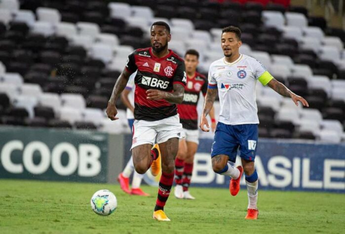 O episódio com Gerson ocorreu no início do segundo tempo, pouco após o primeiro gol do Bahia. Após desentendimento com o meia do Bahia Indio Ramírez, Gerson relatou ter sofrido injúria racial, mas foi ignorado pelo árbitro e chegou até a ser ironizado por Mano Menezes e pelo restante da comissão técnica do clube baiano. O camisa 8 foi um dos destaques da vitória do Flamengo por 4 a 3, no Maracanã, pela 26ª rodada do Campeonato Brasileiro. 