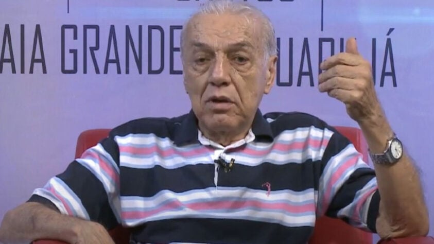 Um dos mais antigos cronistas esportivos do país, ARMANDO GOMES VIEIRA FILHO morreu no dia 26 de julho. O "Manduca", que era destaque na Baixada Santista, tinha 77 anos e lutava contra um câncer.