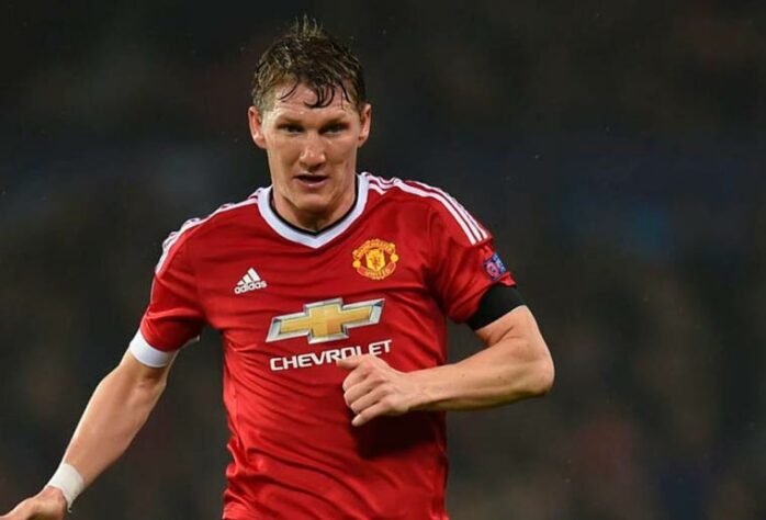 37 - Bastian Schweinsteiger - País: Alemanha - Posição: Meia - Clubes: Bayern de Munique, Manchester United e Chicago Fire