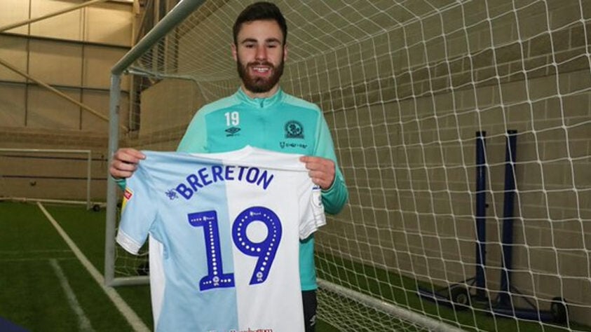 Ben Brereton Díaz (23 anos) - Posição: centroavante - Clube: Blackburn Rovers