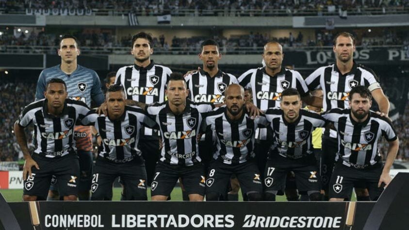 A empresa estava fornecendo material para o grupo durante a Libertadores de 2017. 