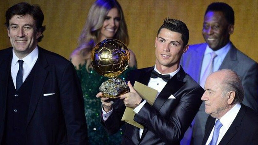 2013 - Cristiano Ronaldo (Real Madrid) / 2º lugar: Lionel Messi (Barcelona); 3º lugar: Franck Ribery (Bayern de Munique)