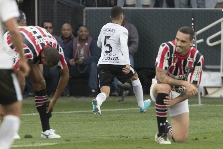 2017 - Semifinal - Outra derrota nas semifinais. Desta vez, para o Corinthians, que venceu a ida por 2 a 0 e empatou a volta por 1 a 1.