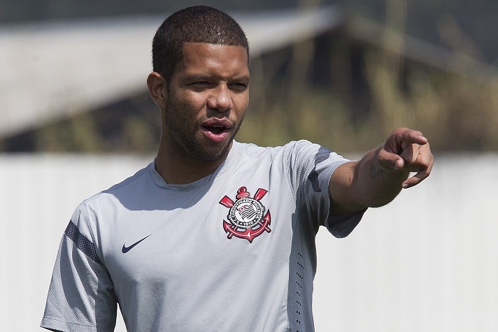 Guilherme Andrade - lateral-direito - 32 anos - atualmente está sem clube, seu último foi o Barretos, no Paulistão da Série A3.