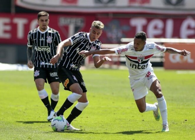 Corinthians e São Paulo se enfrentam neste domingo, às 18h15 (de Brasília), pela 25ª rodada do Campeonato Brasileiro 2020. O clássico é fundamental para ambos os times na competição. Veja quem pode brilhar na partida, o que está em jogo, estatísticas e muito mais nesta galeria!