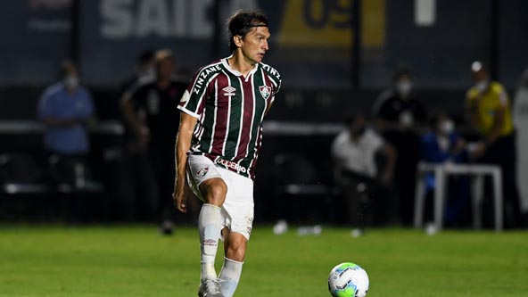 Na décima segunda posição com oito pontos, está o Fluminense, que também foi surpresa e chegou a estar no G-4, porém o ritmo caiu e busca reagir para brigar lá em cima no final do campeonato.