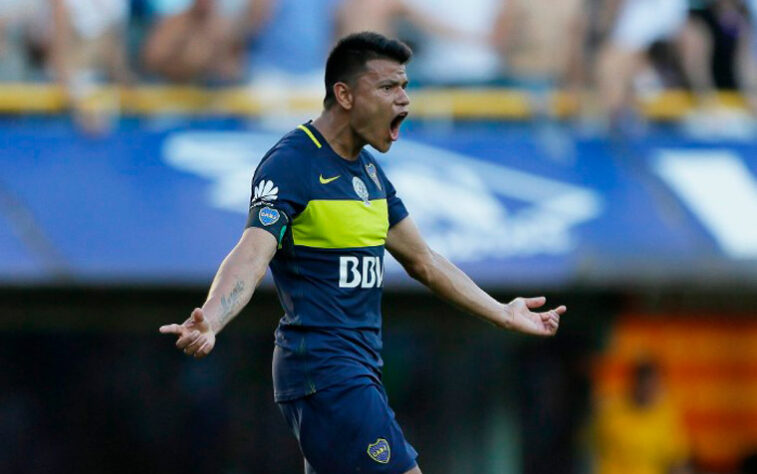 FECHADO -  Walter Bou, atacante argentino que já defendeu o Vitória em 2018, pediu para sair do Boca Juniors e acertou sua ida por empréstimo de um ano para o Defensa y Justicia.