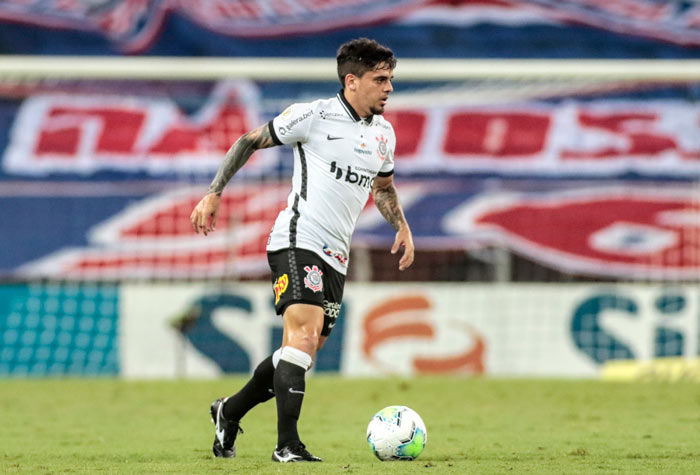 O Corinthians aparece na nona colocação com nove pontos também, mostrando reação com Mancini no comando e perdendo apenas uma vez no returno.