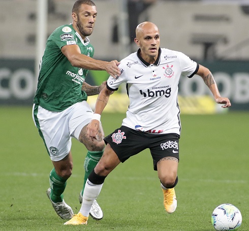 Goiás - Sobe: Souberam usar muito bem os contra-ataques e foi assim que saiu o gol. A bola aérea foi bem explorada com dois centroavantes no ataque. / Desce: Faltou segurar mais o Corinthians e fechar os espaços atrás.