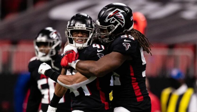 29º Atlanta Falcons (4-10): É tão frustrante ver esse time talentoso perder jogos por falta de concentração. Hora de um reset total, para chacolhar as bases da franquia.