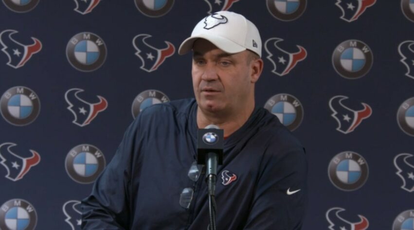 Bill O'Brien - O técnico e general manager dos Texans foi sinônimo de fracasso em 2020. Fez uma bizarra troca, abrindo mão do melhor WR da liga, perdeu os quatro primeiros jogos e a paciência do dono dos Texans se esgotou. Foi demitido no primeiro mês da temporada.