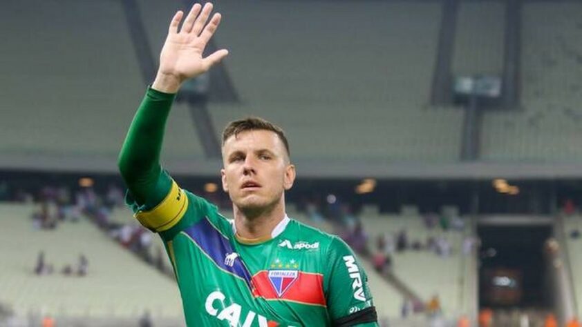 MARCELO BOECK - Fortaleza (C$ 2,66) Embalado pela classificação para o mata-mata da Libertadores, o Leão tem potencial de SG atuando em casa num confronto direto contra o Juventude. Boeck fez nada menos que doze defesas contra o Colo Colo!