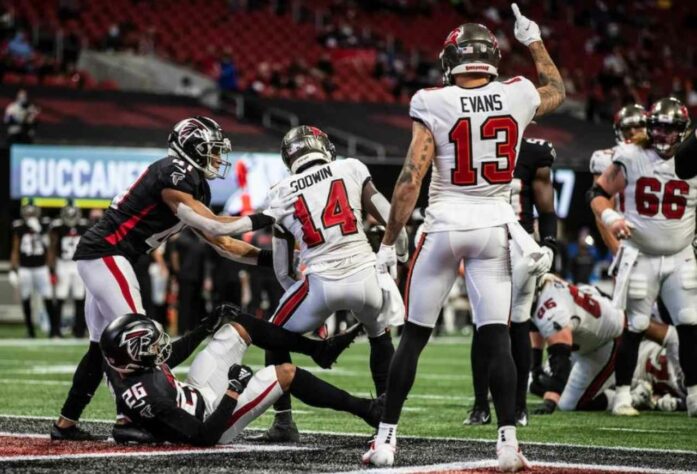 12º Tampa Bay Buccaneers (9-5): Os Bucs venceram as duas últimas partidas, mas a sensação que fica é que ainda estão devendo e não encontraram a química ideal.