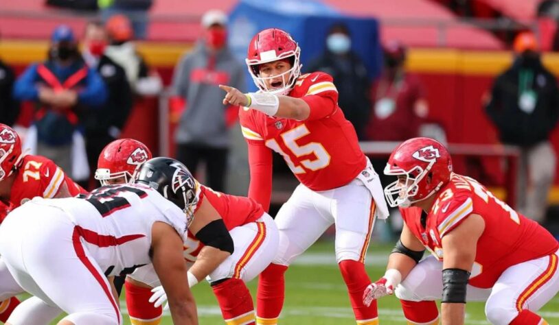 1º Kansas City Chiefs (14-1): Foi sofrido nas últimas semanas, mas o trabalho está sendo feito. São 10 vitórias seguidas para os Chiefs.