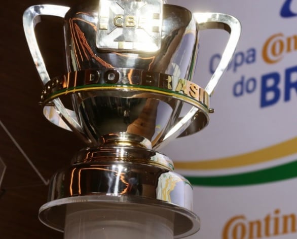 A Copa do Brasil 2020 terá sua decisão no começo de fevereiro de 2021 (dias 3/2 e 10/2), com Palmeiras x Grêmio. Com isso, o LANCE! mostra todas as finais do mata-mata nacional neste século.
