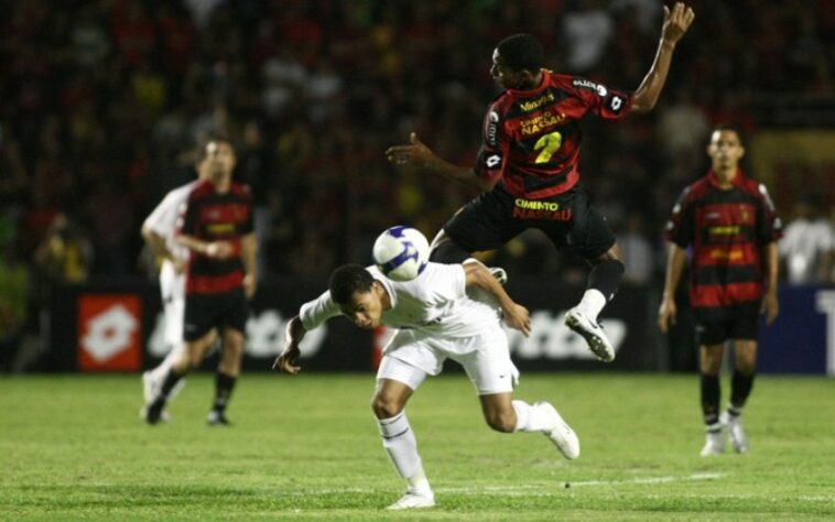 Corinthians e Sport realizaram a final da Copa do Brasil de 2008. No jogo de ida, em São Paulo, vitória do Alvinegro por 3 a 1. Na volta, na Ilha do Retiro, o triunfo do Leão por 2 a 0 garantiu o título ao Sport, pelo gol marcado fora de casa. 