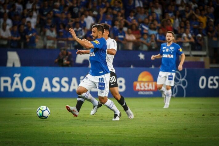 Em 2018, Cruzeiro e Corinthians decidiram o título da Copa do Brasil. No jogo de ida, no Mineirão, vitória da Raposa por 1 a 0. Na volta, nova vitória dos mineiros, na Arena, por 2 a 1 e a conquista do título. 