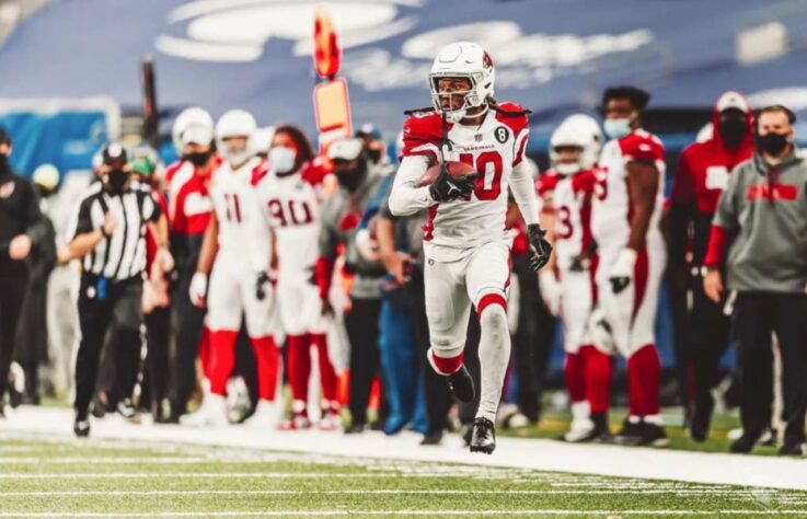 14º Arizona Cardinals(7-6): Um time inexperiente e inconsistente. Pode ganhar de qualquer um, da mesma forma que pode atirar em seu próprio pé e ter as mais decepcionantes derrotas.