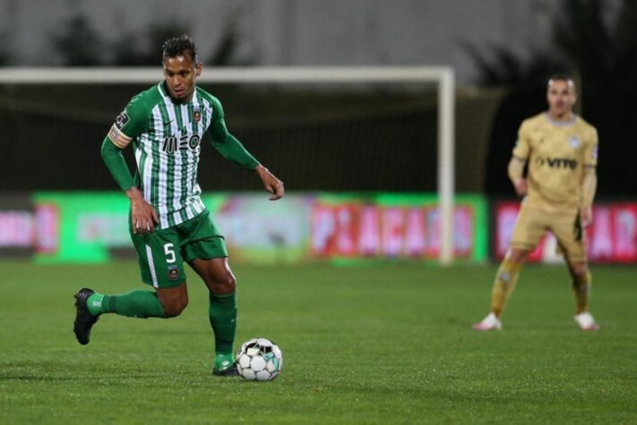 Filipe Augusto - 27 anos - Volante - Clube atual: Rio Ave - Contrato até: 30/06/2021