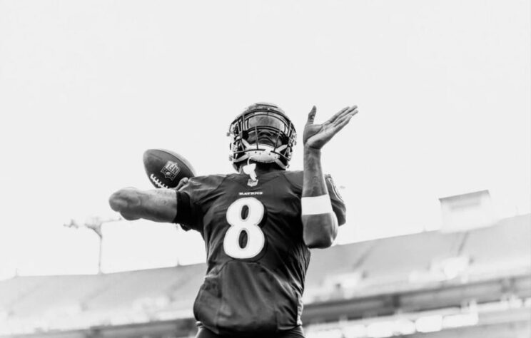 7º Lamar Jackson (Baltimore Ravens): O camisa 8 é um jogador completamente diferente após a Covid-19, recolocando Baltimore na briga por playoffs.