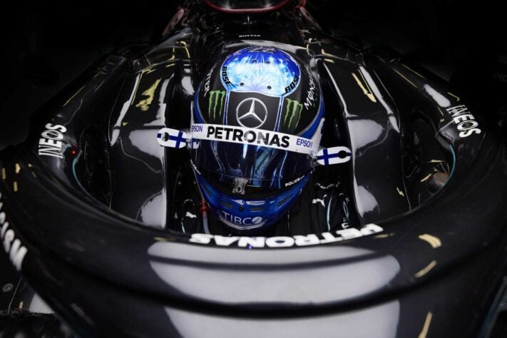 Valtteri Bottas também renovou o contrato por mais um ano e segue como fiel escudeiro de Hamilton na Mercedes