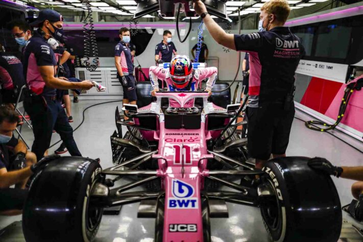 Sergio Pérez é quinto no grid de Sakhir.