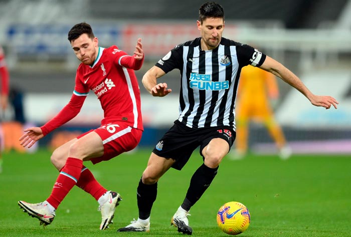 Federico Fernández (31 anos) - Zagueiro argentino do Newcastle