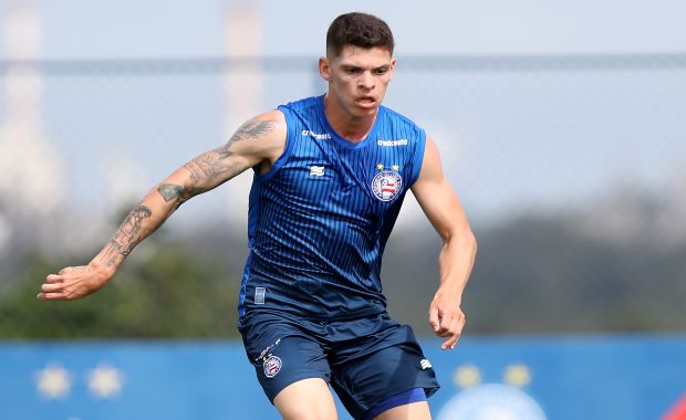 Ronaldo (volante - 24 anos) - Pertence ao Flamengo e está emprestado ao Bahia somente até 28/2 - Joga com frequência no Bahia, alternando entre titular e reserva.