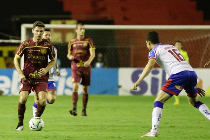 16º - Sport - 18 pontos em 18 jogos. Cinco vitórias, três empates e dez derrotas. Doze gols marcados e vinte e dois sofridos. 33.33% de aproveitamento.