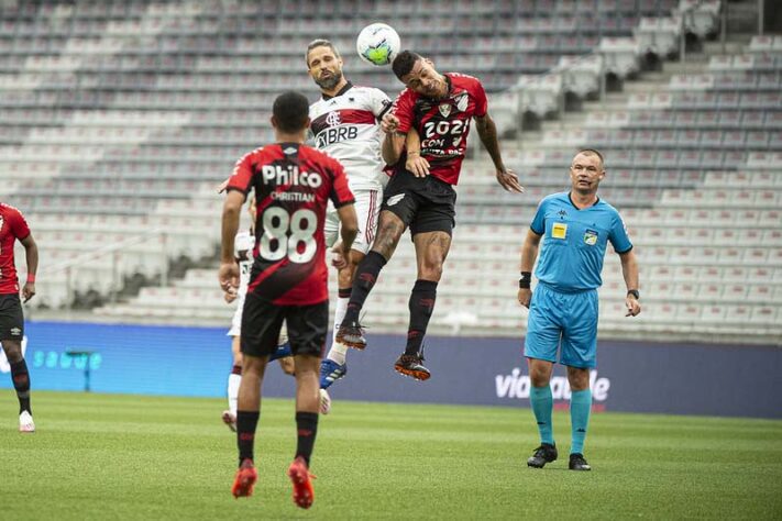 32ª rodada: Athletico 2x1 Flamengo, na Arena da Baixada, em 24 de janeiro de 2021