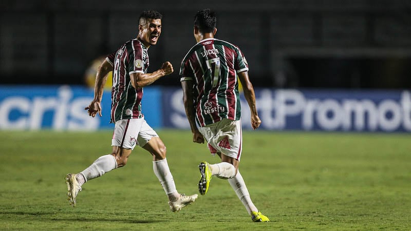  7º colocado – Fluminense (50 pontos/32 jogos): 0.049% de chances de ser campeão; 43.6% de chances de Libertadores (G6); 56.4% de chances de Sul-Americana; 0% de chances de rebaixamento.