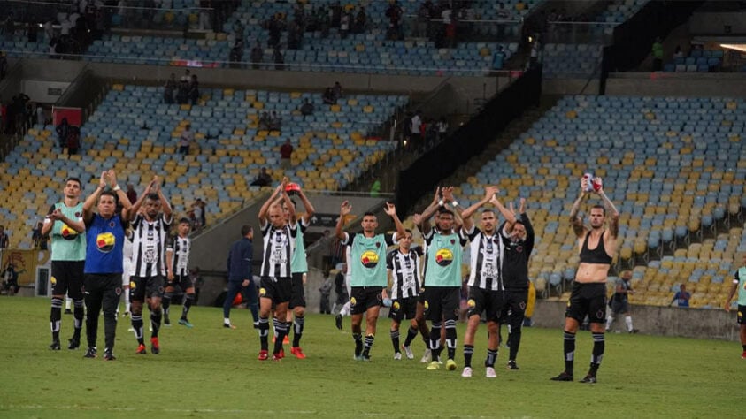 Botafogo-PB: Por outro lado, o grande rival do Treze permaneceu na Série C. O Botafogo teve um ponto a mais que alvinegro paraibano e, assim, garantiu a permanência na terceira divisão do futebol nacional.
