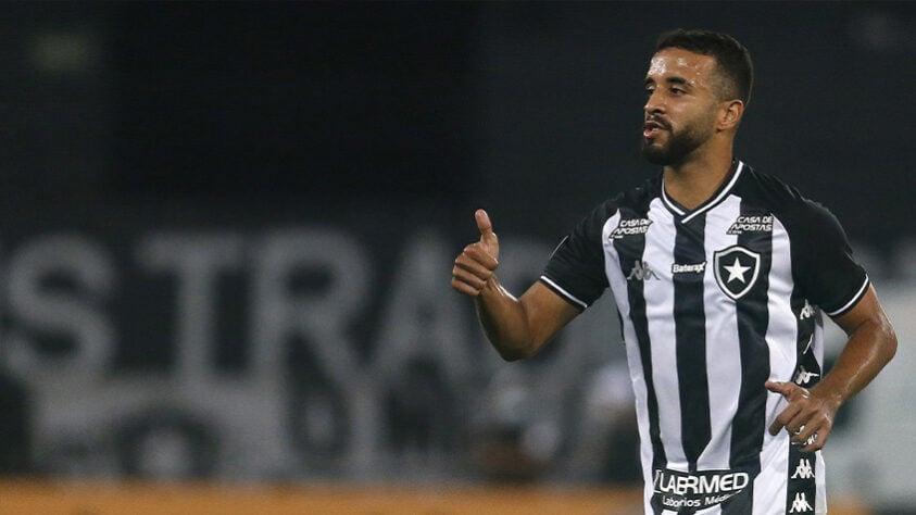 Revelado e com boas atuações pelo Botafogo, Caio Alexandre chegou ao Vancouver Whitecaps em março. Por lá, o volante fez 15 jogos e deu uma assistência.