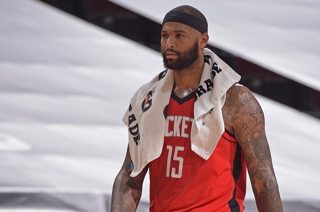 14 – DEMARCUS COUSINS (56 PONTOS) – Apesar da derrota do Sacramento Kings para o Charlotte Hornets por apenas um ponto, o pivô se tornou o segundo maior pontuador em um jogo pela franquia de Sacramento. Além disso, nessa partida ele se tornou o segundo jogador a marcar pelo menos 45 pontos e conseguir dez rebotes em dois jogos consecutivos. 