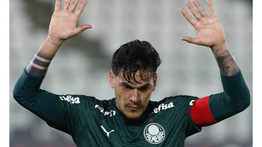 Gustavo Gómez - Zagueiro - Paraguai - 28 anos - Time: Palmeiras - Contrato até: 30/06/2024 - Valor de mercado segundo o site Transfermarkt: 6 milhões de euros (aproximadamente R$ 35,13 milhões) - Fase: Principal jogador da seleção paraguaia, o zagueiro é o pilar defensivo para o seu país e o Palmeiras.