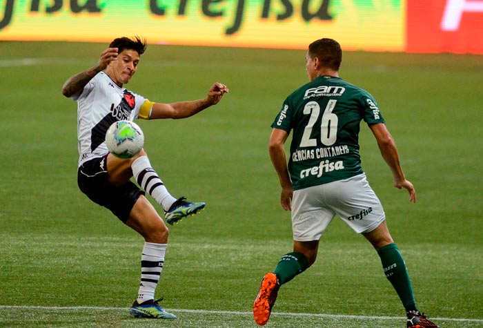 Palmeiras 1 x 1 Vasco - 26/1/2021 - O time reserva do Palmeiras saiu na frente, mas Benítez marcou um golaço de falta.
