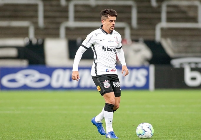 Lateral-direito: Fagner (Corinthians)