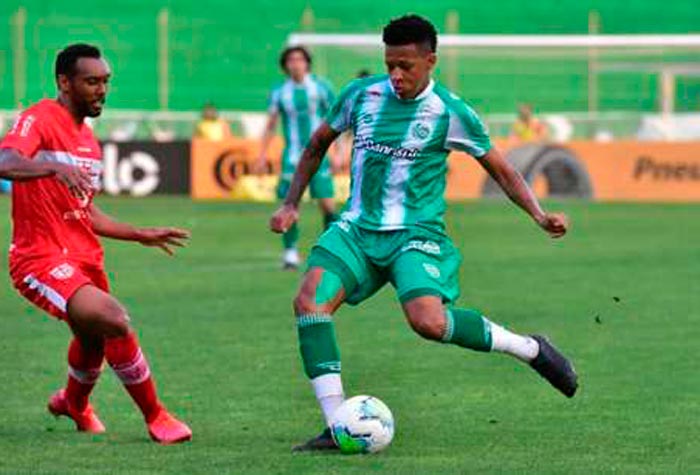 Gustavo Bochecha (Juventude): Jovem jogador do Juventude, ele se destacou ainda quando foi revelado pelo Botafogo. É um dos principais jogadores da equipe de Caxias na Série B. Apesar de ser volante, Gustavo tem cinco gols pelo Juventude – segunda melhor marca da equipe – e também soma três assistências. Ele pode jogar tanto como primeiro volante, quanto como segundo.