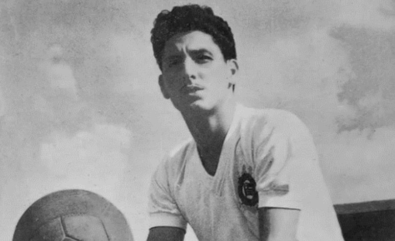 12º Rafael Chiarella - 451 jogos - O Menino de Ouro, foi revelado pelo Corinthians em 1954 e permaneceu no clube até 1962.