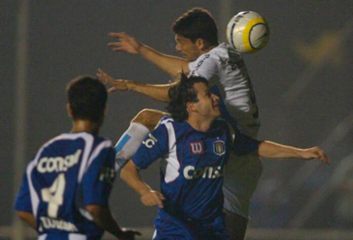 São Caetano - Divisão atual: Copa Paulista - Títulos: um Paulistão, um vice de libertadores, dois vices da Série A.