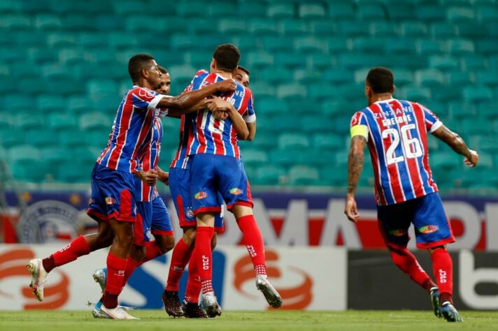 19º - Bahia: 11 pontos - duas vitórias - cinco empates - 10 derrotas - 16 gols feitos - 32 gols sofridos.